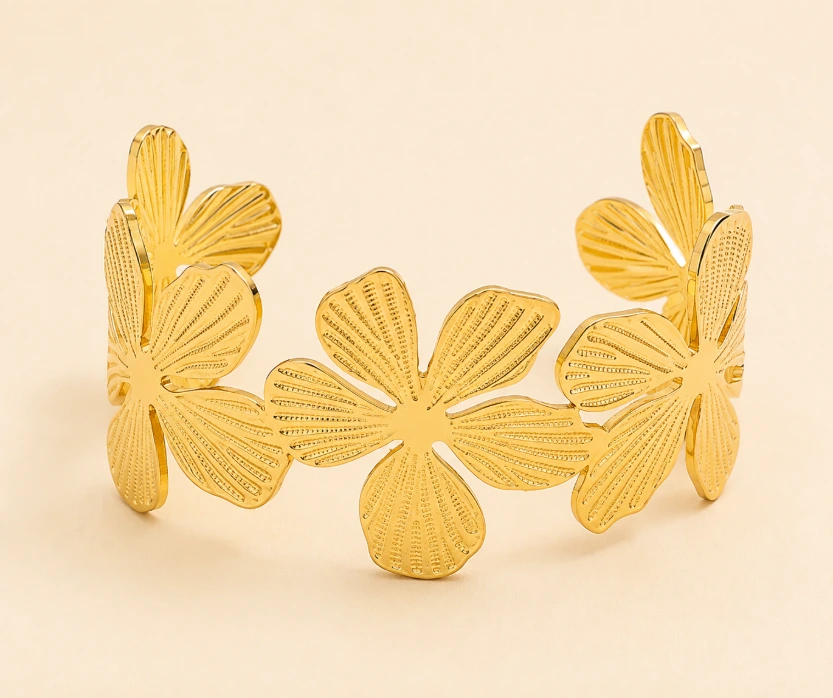 Petal Weave Bangle 18k Gold Plated