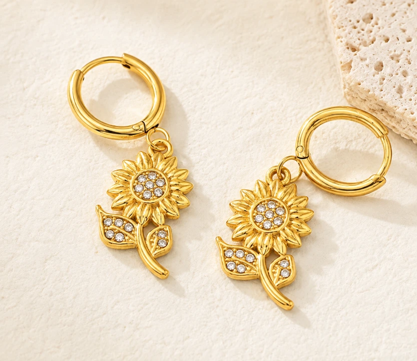 Averli Earrings 18k Gold Plated