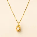 Pearl Frame Detail Pendant 18k Gold Plated