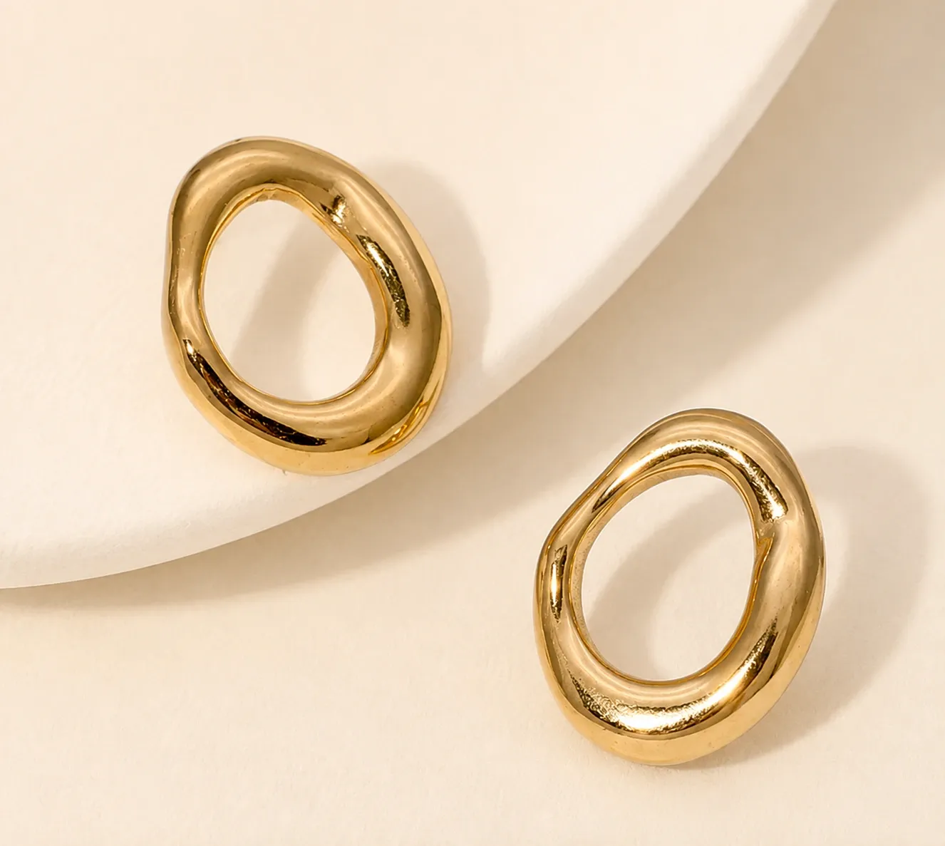 Elegant Geometric Stud Earrings 18k Gold Plated