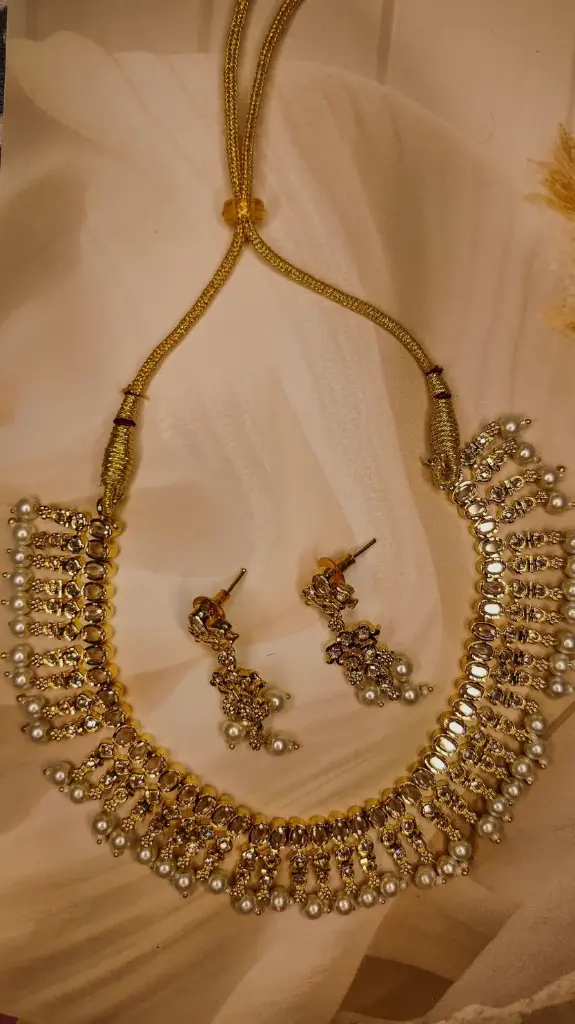 Barfi Necklace
